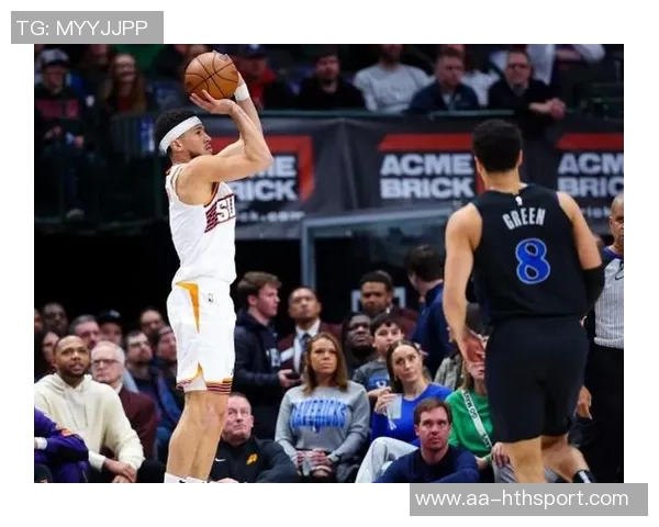 布克被赞为太阳队进攻核心主帅称其组织能力出色